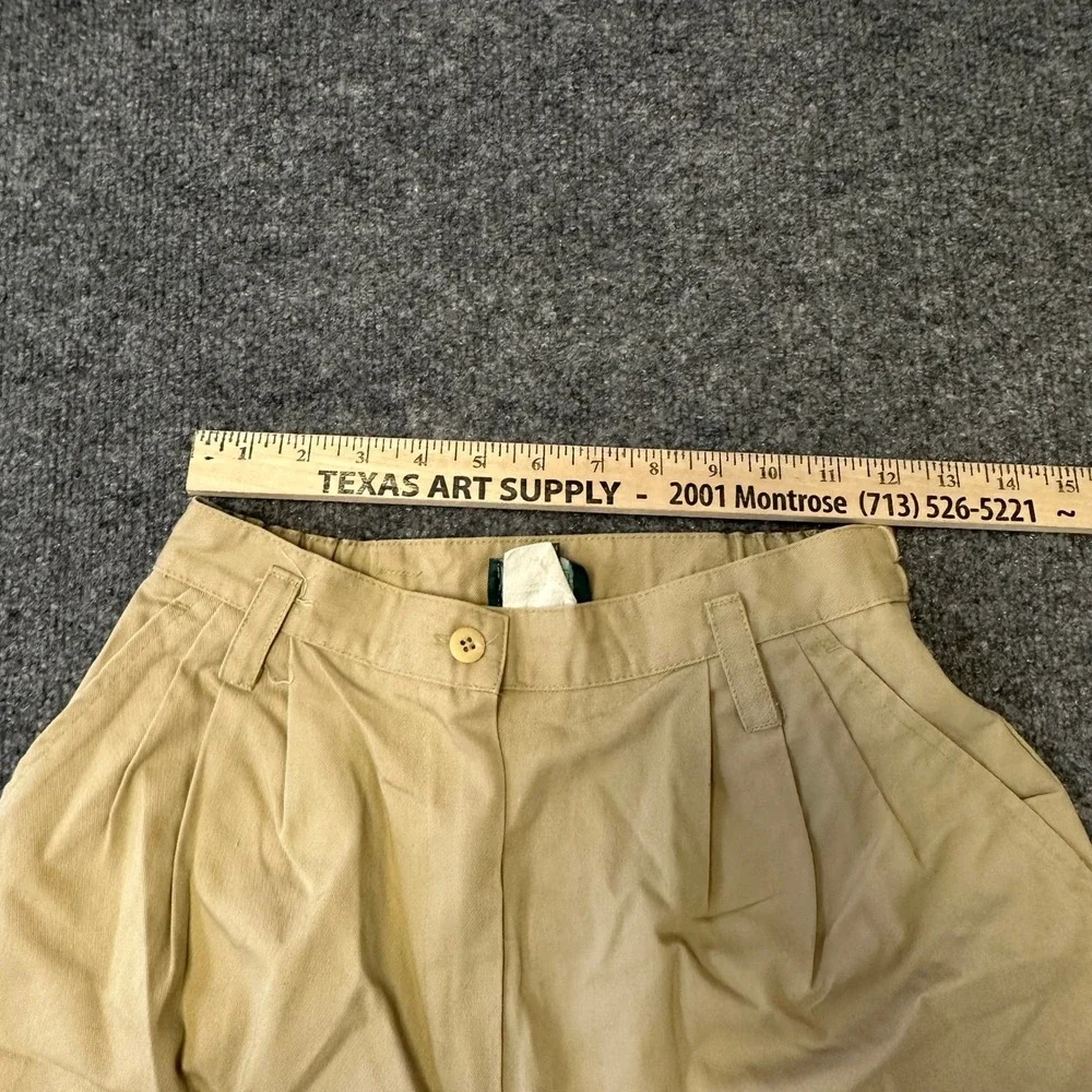 Hickory Shorts Womens Size 8 Beige Pleated High Waist Casual Cotton Made in USA
